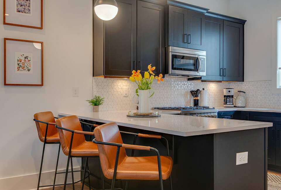 Vibrant Germantown Gem With Rooftop View - Nashville, Tennessee