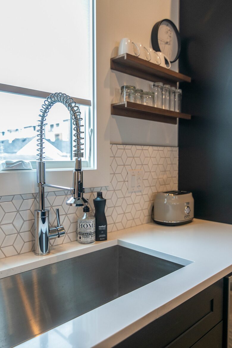 Vibrant Germantown Gem With Rooftop View - Nashville, Tennessee