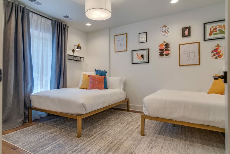 Vibrant Germantown Gem With Rooftop View - Nashville, Tennessee