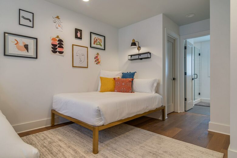 Vibrant Germantown Gem With Rooftop View - Nashville, Tennessee