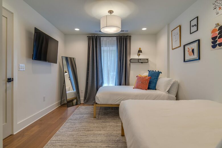 Vibrant Germantown Gem With Rooftop View - Nashville, Tennessee