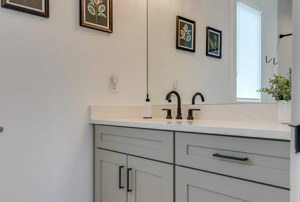 Vibrant Germantown Gem With Rooftop View - Nashville, Tennessee