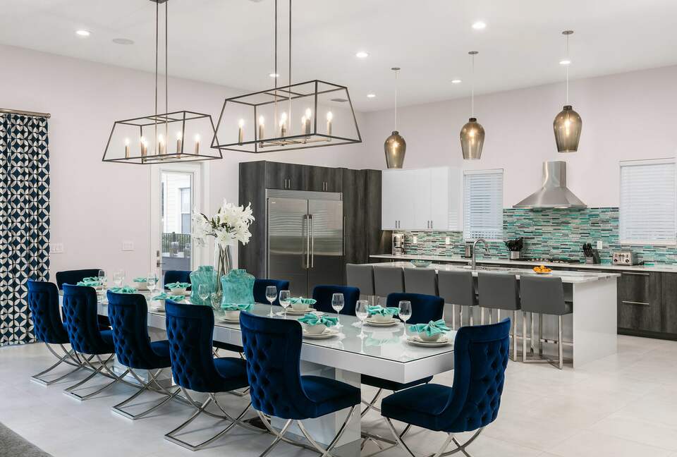 Worldwide Luxury - Reunion, Florida