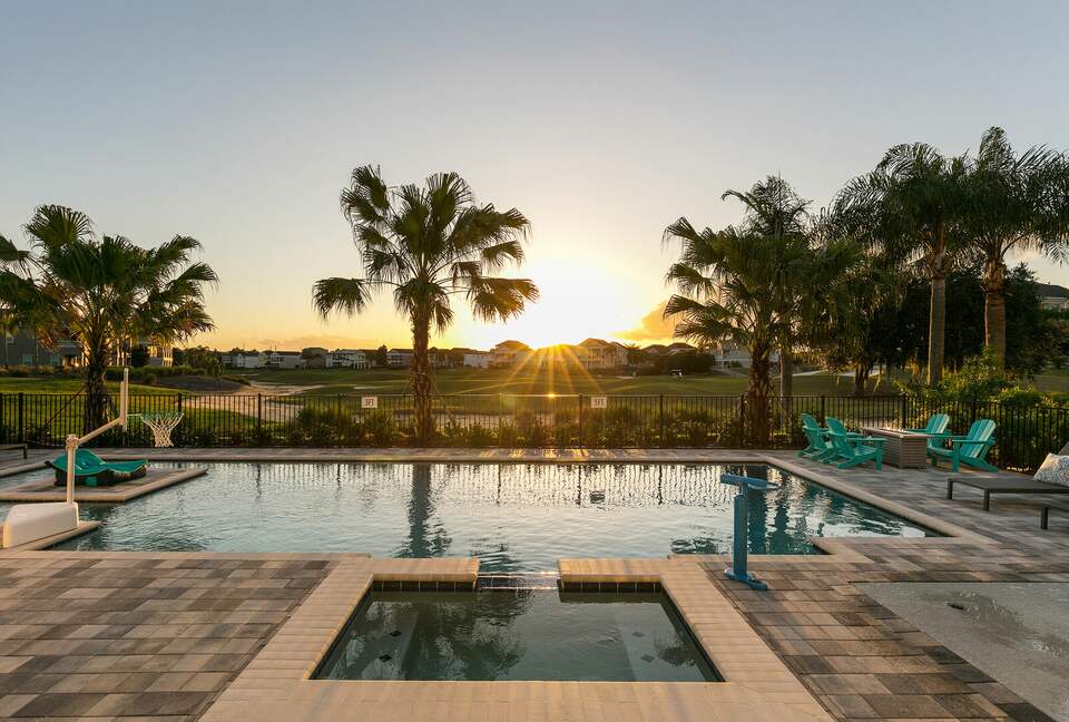 Worldwide Luxury - Reunion, Florida