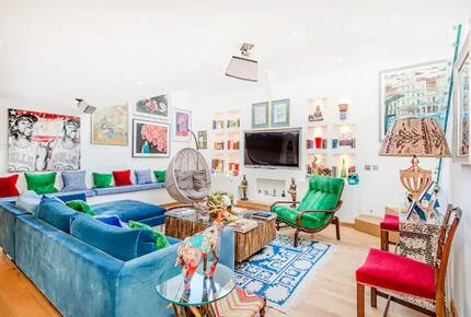 Unique Artists House in Chelsea - London, United Kingdom