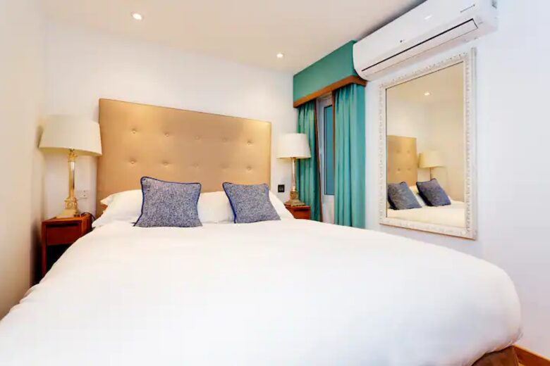 Unique Artists House in Chelsea - London, United Kingdom