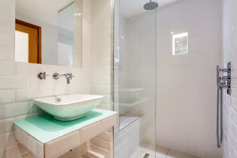 Unique Artists House in Chelsea - London, United Kingdom