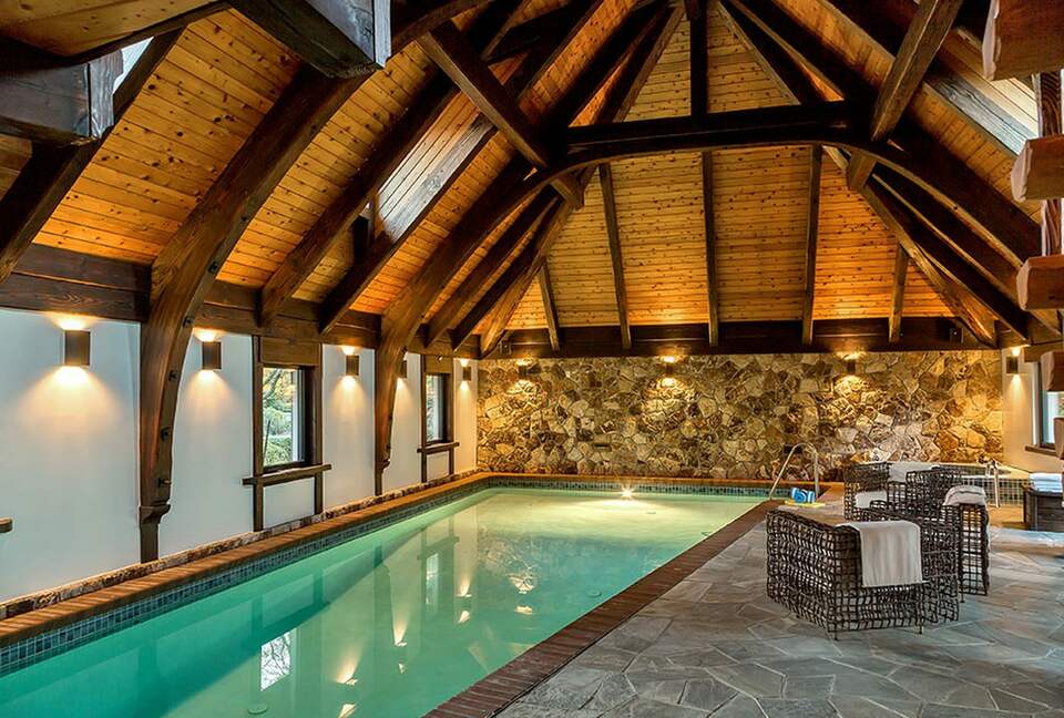 The Uplands Oceanfront Estate - Victoria, Canada