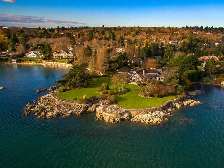 The Uplands Oceanfront Estate - Victoria, Canada