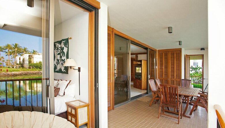 Mauna Lani Terrace - Mauna Lani, Big Island, Hawaii