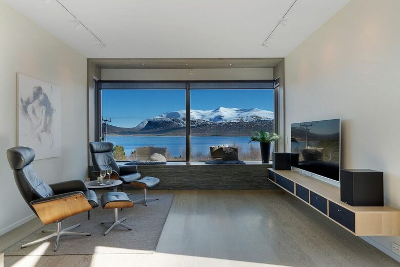 Aurora observatory - Kongsvik, Norway