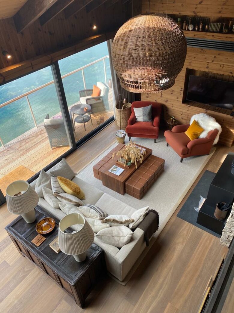 Blackbird Lakeside Cabin - Lechlade, United Kingdom