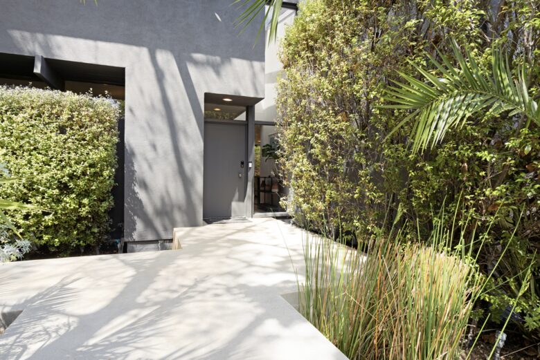 Luxe Malibu Beach Bungalow - Malibu, California