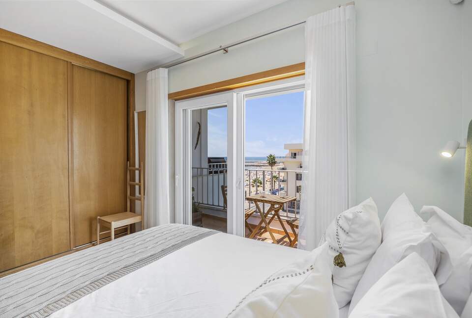 Oceanside Penthouse Marisea - Quarteira, Portugal