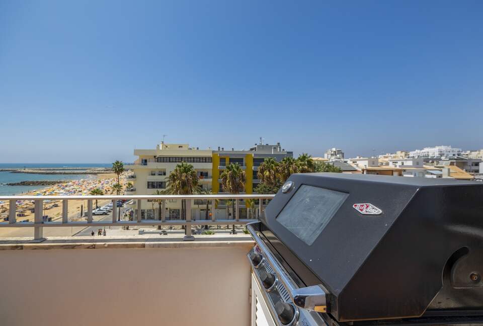 Oceanside Penthouse Marisea - Quarteira, Portugal