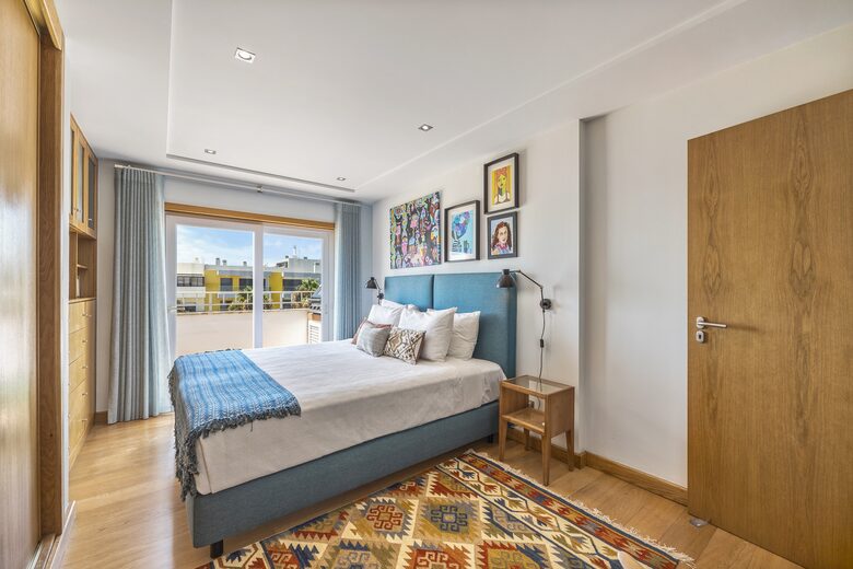 Oceanside Penthouse Marisea - Quarteira, Portugal