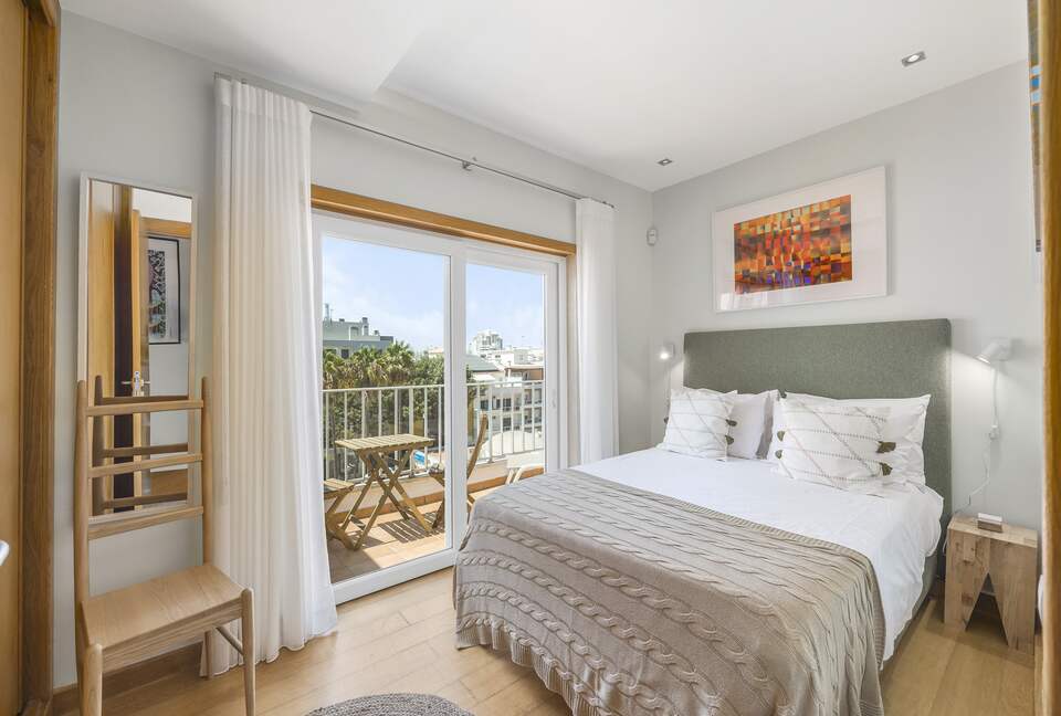 Oceanside Penthouse Marisea - Quarteira, Portugal