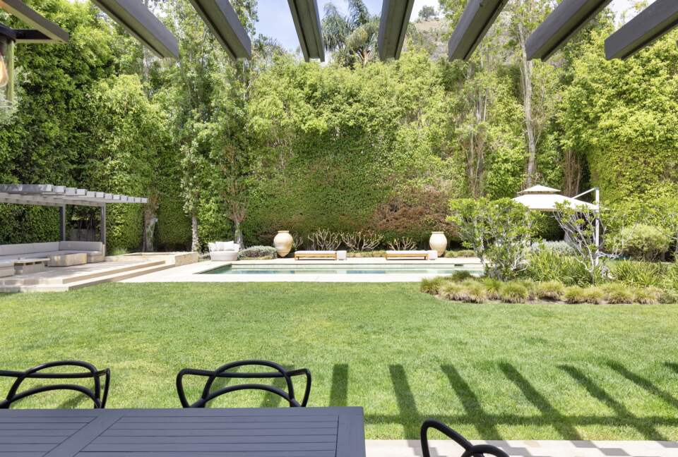 Luxe Malibu Beach Bungalow - Malibu, California