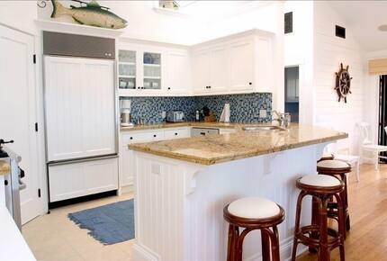 Luxury Beach Cottage with Breathtaking Ocean Views - Santa Barbara, California