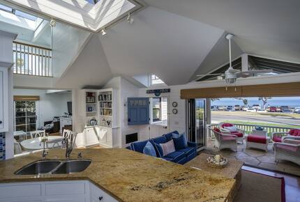Luxury Beach Cottage with Breathtaking Ocean Views - Santa Barbara, California