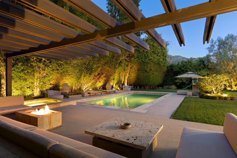 Luxe Malibu Beach Bungalow - Malibu, California