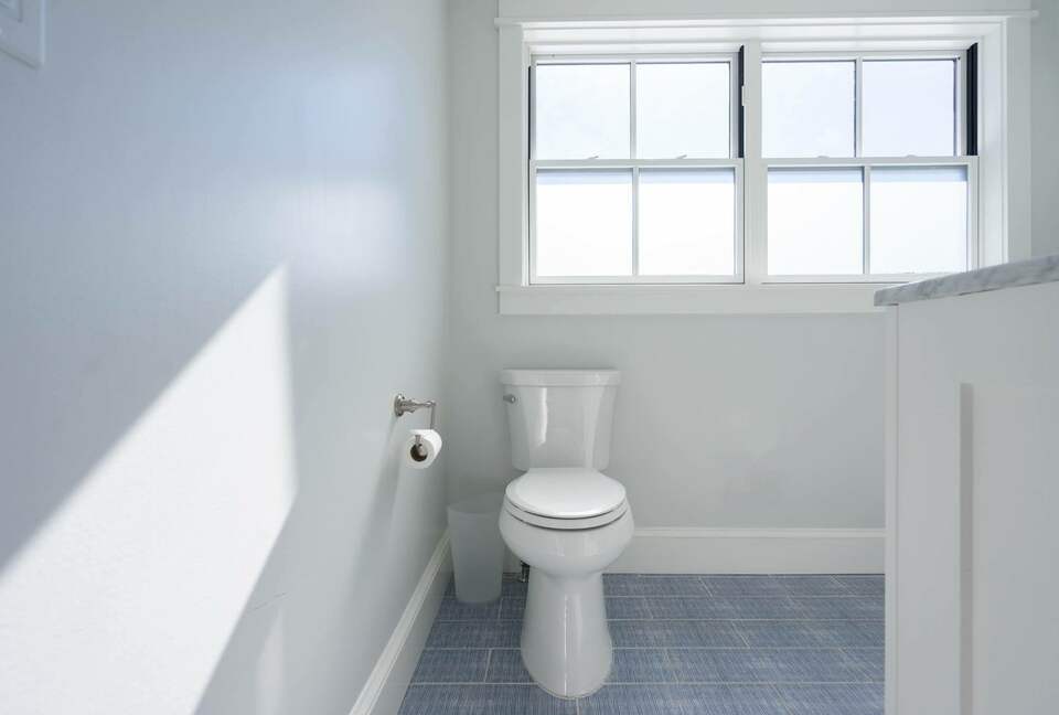 Modern Farmhouse with Rustic Charm - Portsmouth, Rhode Island