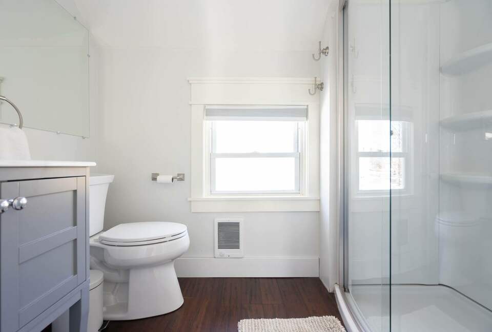 Modern Farmhouse with Rustic Charm - Portsmouth, Rhode Island