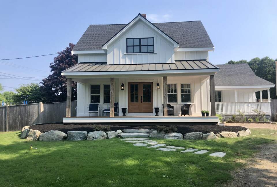 Modern Farmhouse with Rustic Charm - Portsmouth, Rhode Island