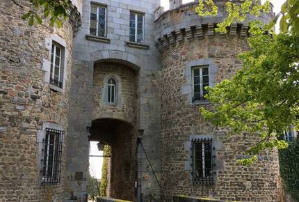 Château de Busset - Busset, France