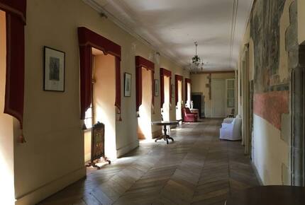 Château de Busset - Busset, France