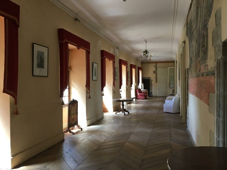 Château de Busset - Busset, France