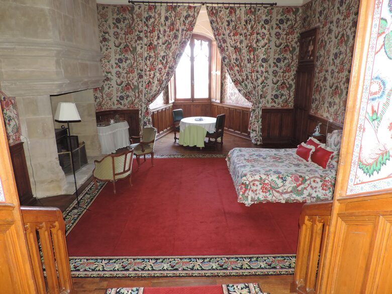 Château de Busset - Busset, France