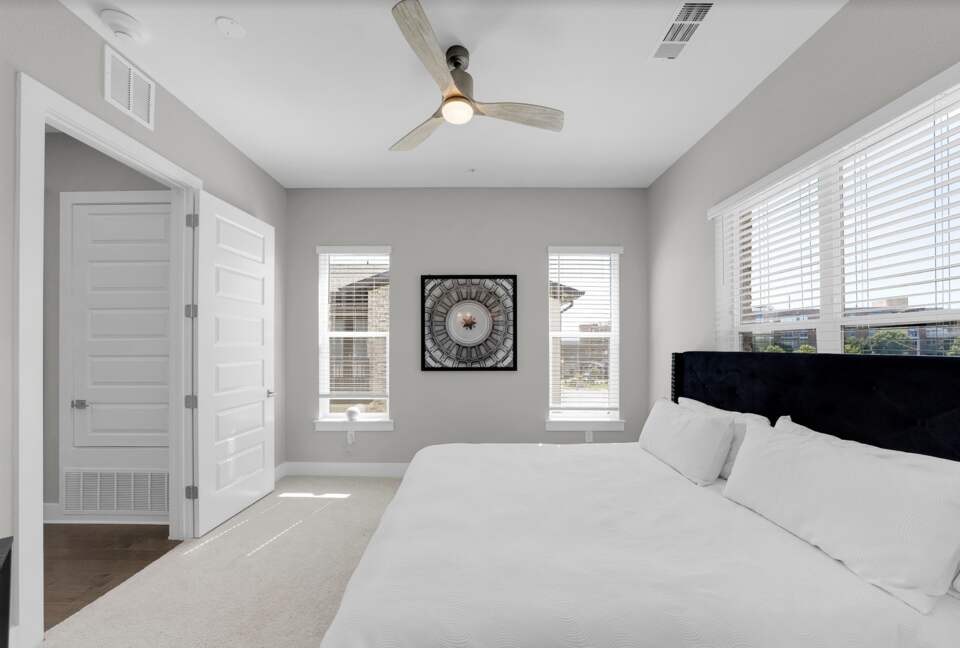 Modern Luxury in The Grove - Austin, Texas