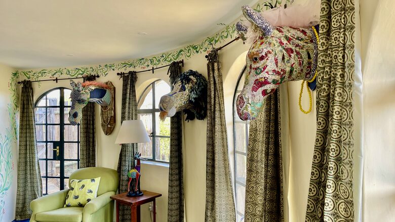 The Round House and Bunk Room at Olepangi Farm - all inclusive - Mt. Kenya - Timau, Kenya