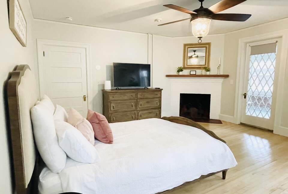 Downtown Bar Harbor Convent, Beautifully Restored! - Bar Harbor, Maine