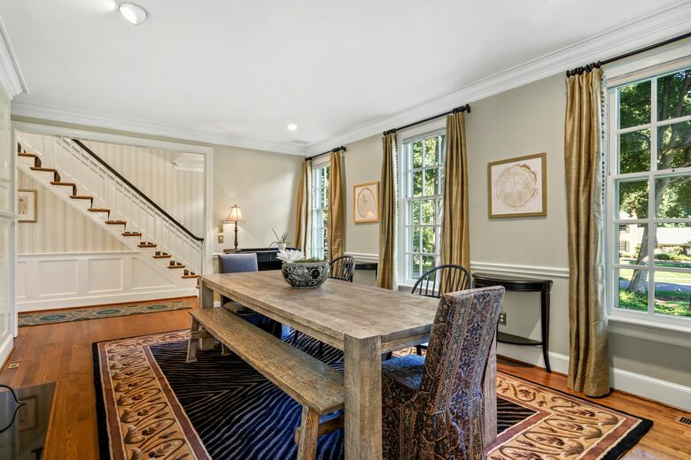 Beautiful McLean Estate with a Pool - McLean, Virginia