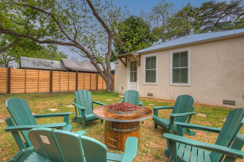 Texas Hill Country Cottage in Fredericksburg Wine Region - Fredericksburg, Texas