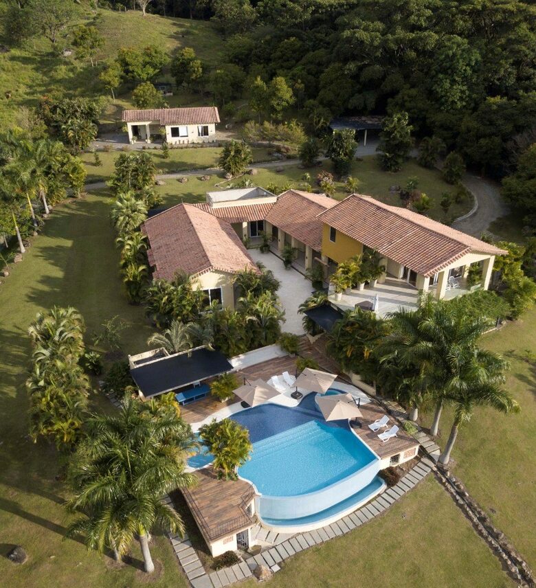 La Toscana, Medellin Colombia - Medellin, Colombia