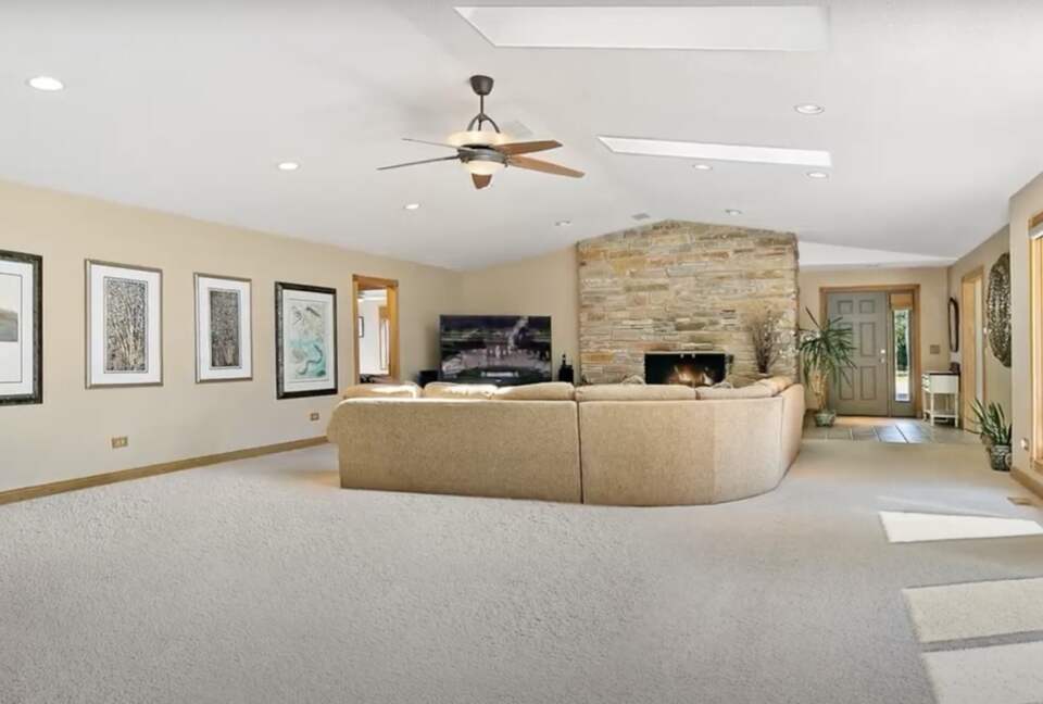 Chain O'Lakes Sunset Retreat - Lake Villa, Illinois