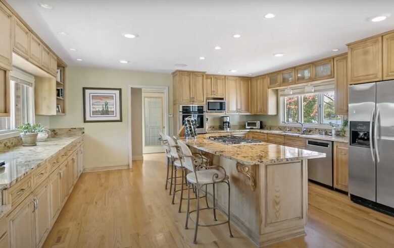 Chain O'Lakes Sunset Retreat - Lake Villa, Illinois