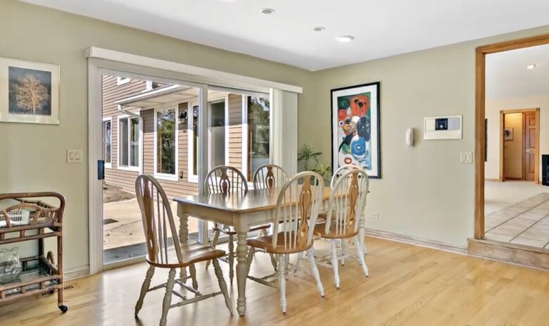 Chain O'Lakes Sunset Retreat - Lake Villa, Illinois