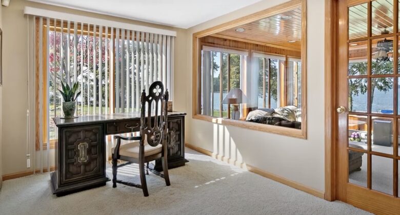 Chain O'Lakes Sunset Retreat - Lake Villa, Illinois