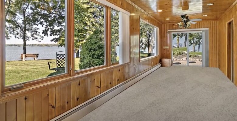 Chain O'Lakes Sunset Retreat - Lake Villa, Illinois