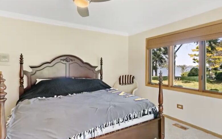 Chain O'Lakes Sunset Retreat - Lake Villa, Illinois