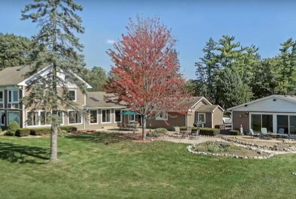 Chain O'Lakes Sunset Retreat - Lake Villa, Illinois