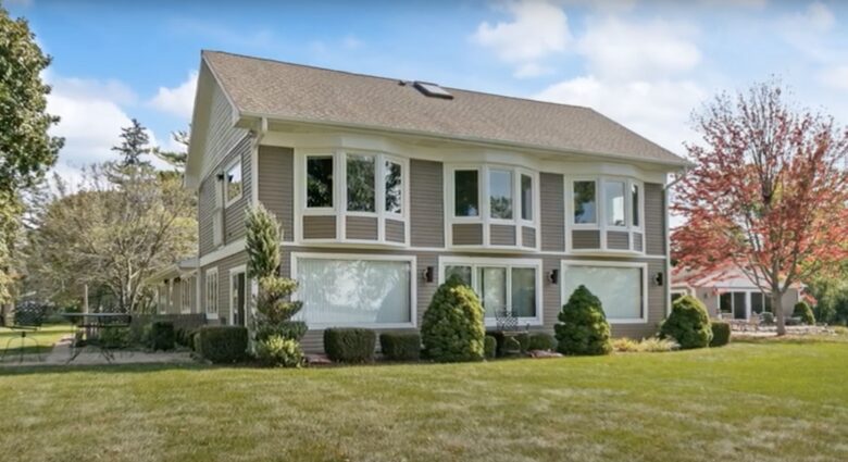 Chain O'Lakes Sunset Retreat - Lake Villa, Illinois