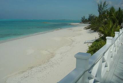 Bougainvillea House Island Paradise - Moss Town, Bahamas