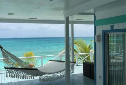 Bougainvillea House Island Paradise - Moss Town, Bahamas