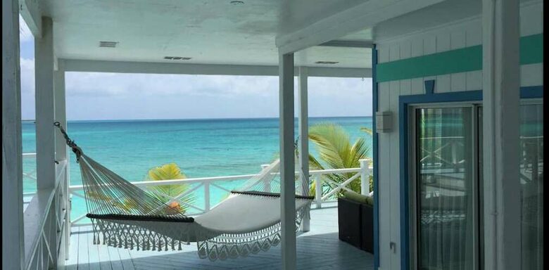 Bougainvillea House Island Paradise - Moss Town, Bahamas