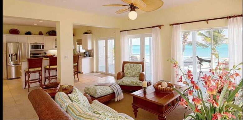 Bougainvillea House Island Paradise - Moss Town, Bahamas